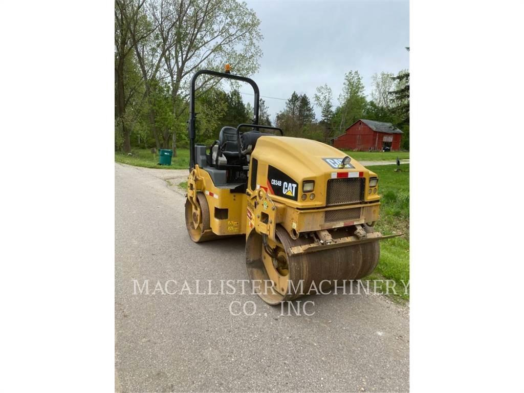 CAT CB34B Катки тротуарные
