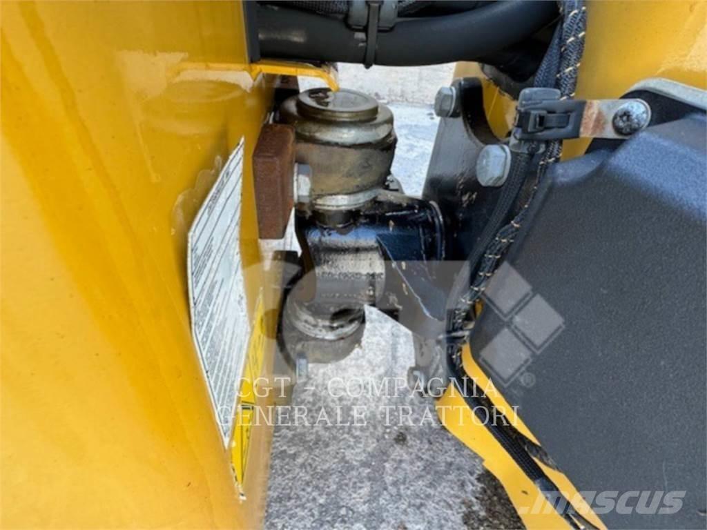 CAT CB34B Катки тротуарные