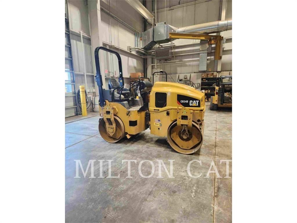 CAT CB34B Катки тротуарные
