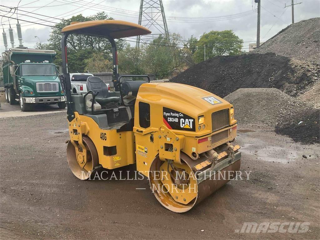 CAT CB34B Грунтовые катки