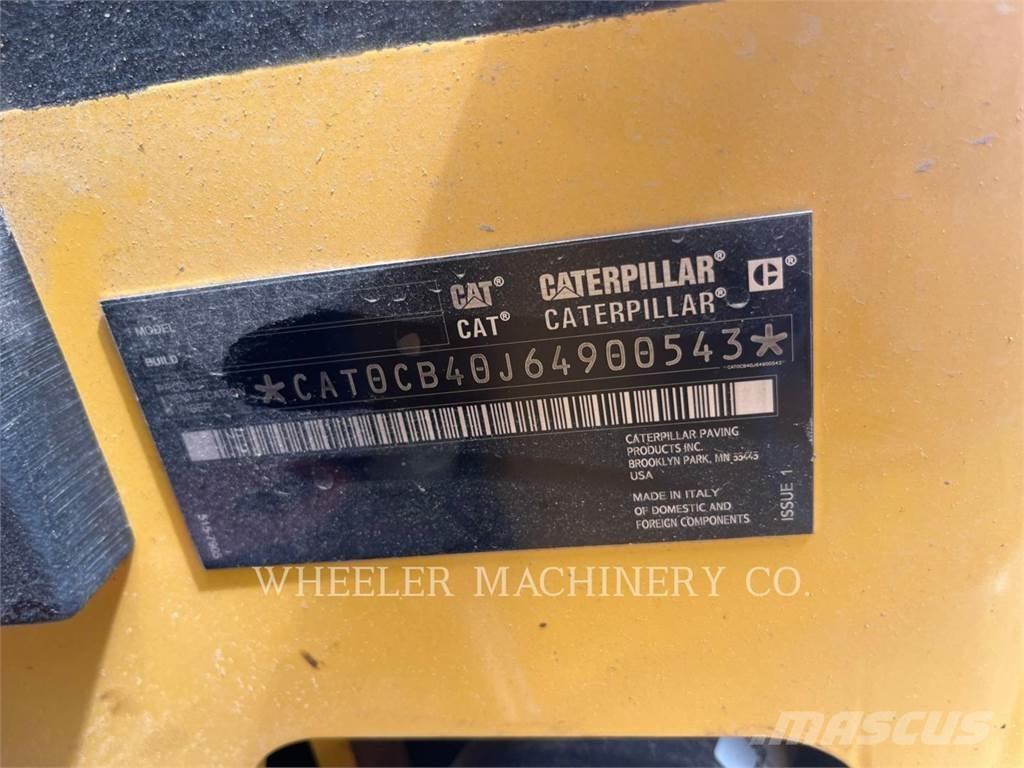 CAT CB4.0 Катки тротуарные