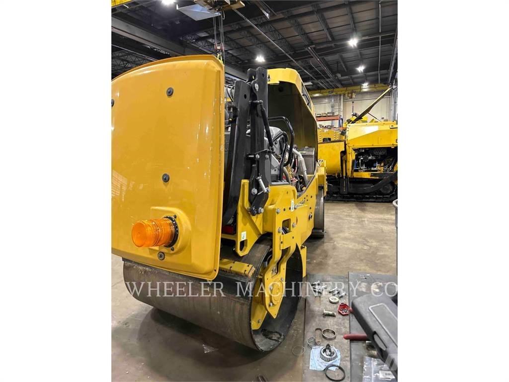 CAT CB4.0 Катки тротуарные