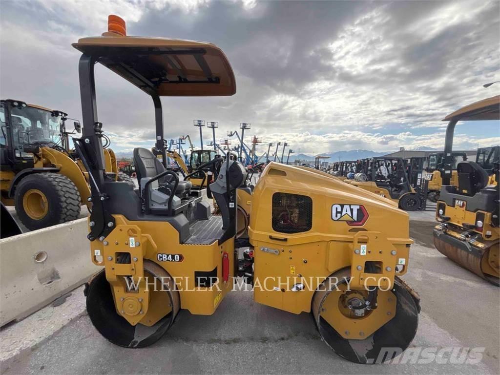 CAT CB4.0 Катки тротуарные