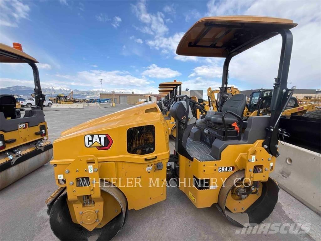 CAT CB4.0 Катки тротуарные