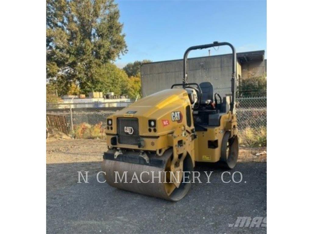 CAT CB4.0 Асфальтоукладчики