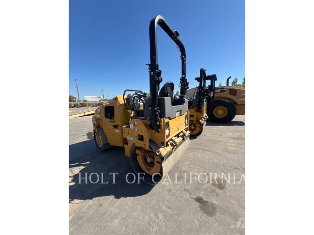 CAT CB4.0 Уплотнители грунта