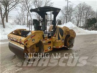 CAT CB54 XW Катки тротуарные