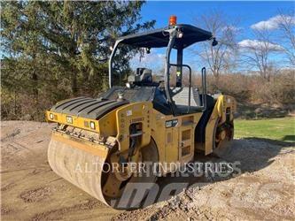 CAT CB54B Катки тротуарные