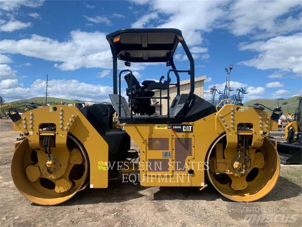CAT CB64 Катки тротуарные