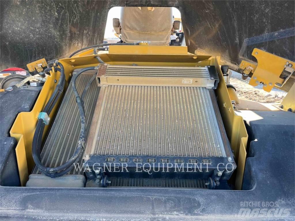 CAT CB64 Уплотнители грунта