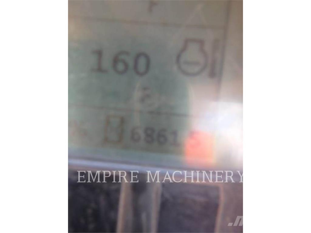 CAT CB66B Катки тротуарные