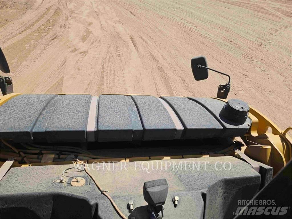 CAT CB66B Уплотнители грунта