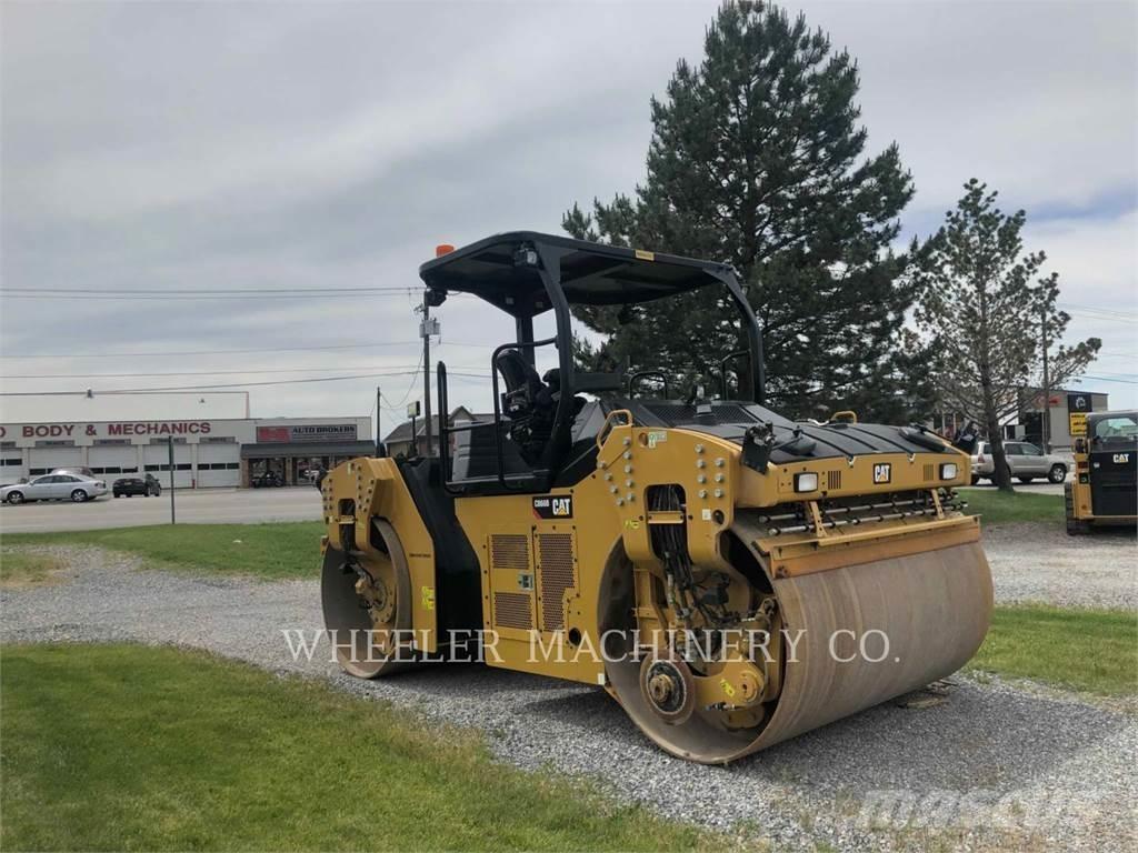 CAT CB66B CW Катки тротуарные