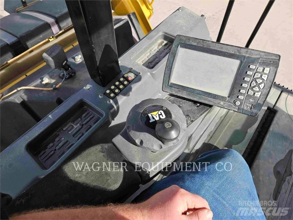 CAT CB68B Уплотнители грунта
