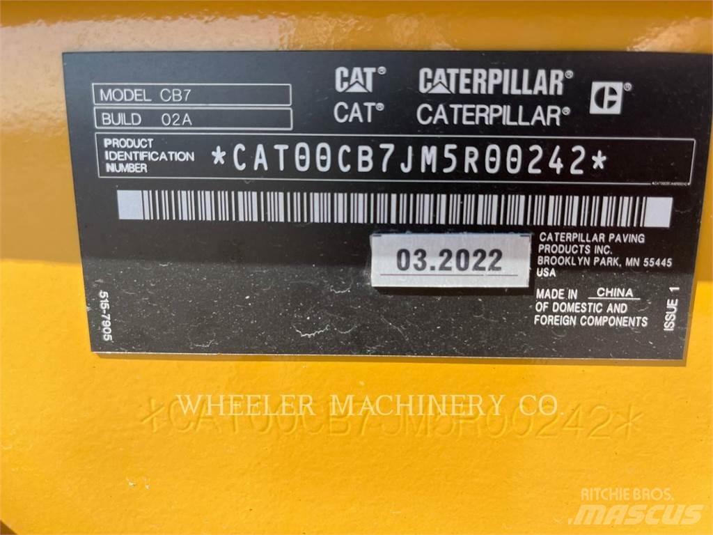 CAT CB7 Катки тротуарные