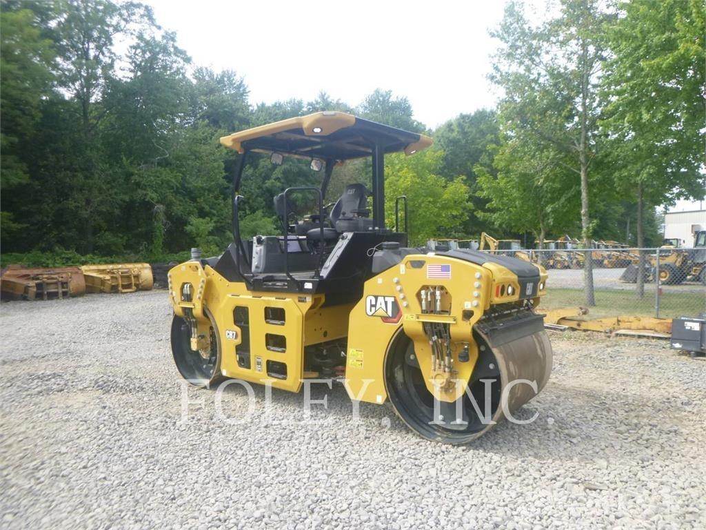 CAT CB7-02 Катки тротуарные