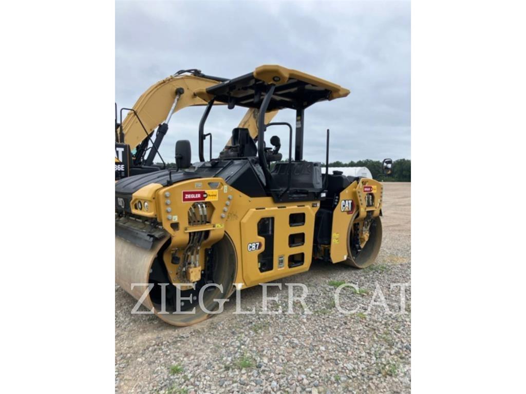CAT CB7-02 Уплотнители грунта