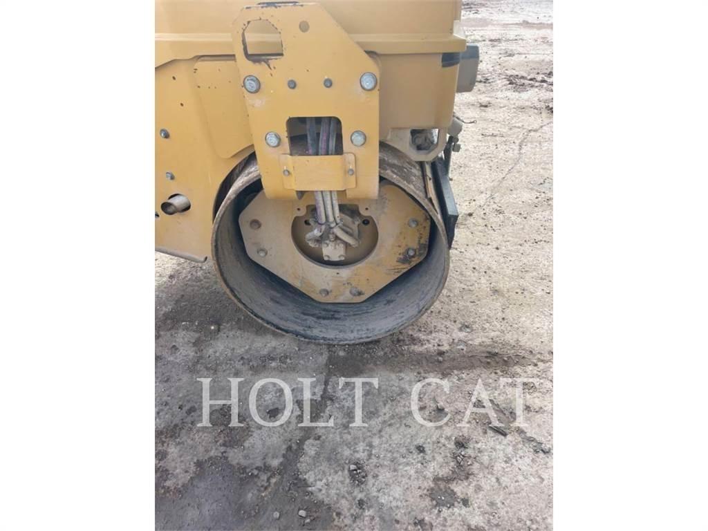 CAT CC4.0 Колесные бульдозеры