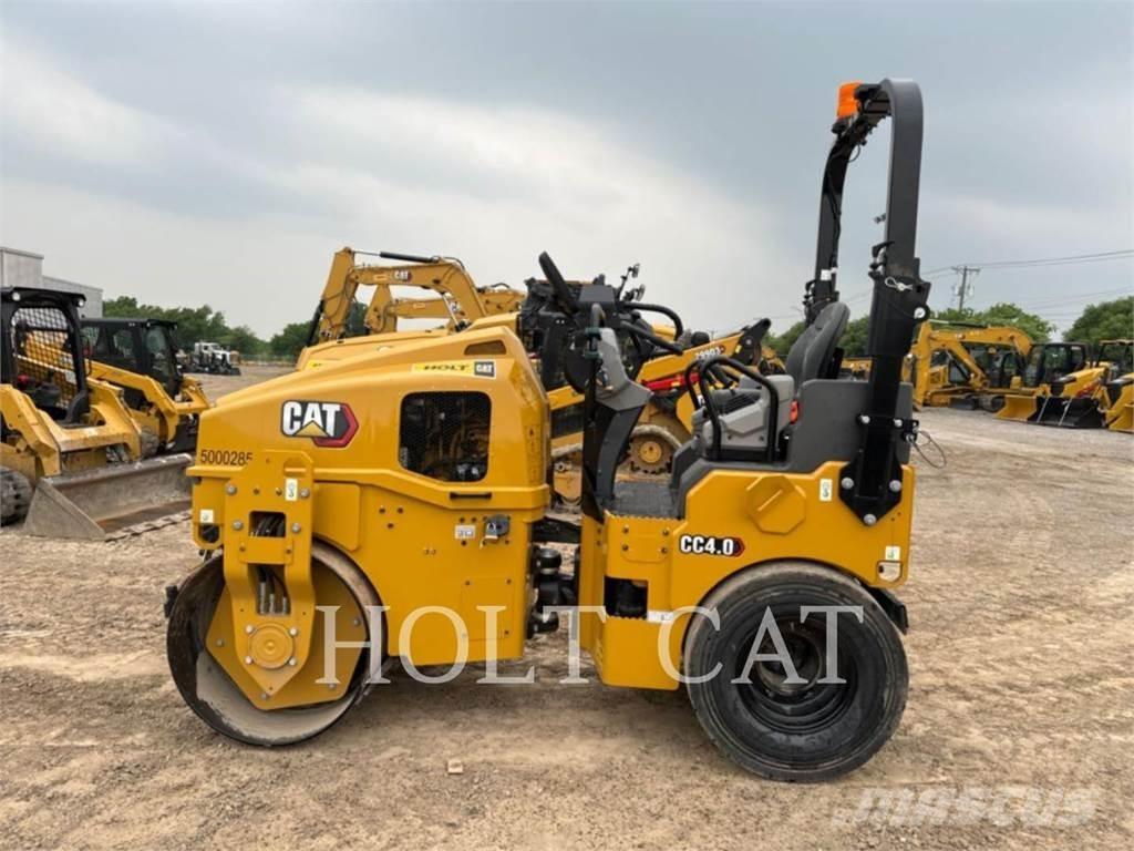CAT CC4.0 Колесные бульдозеры