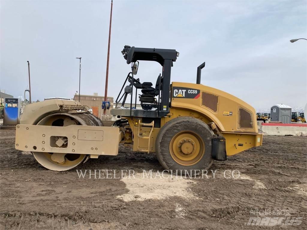 CAT CCS9 Катки тротуарные