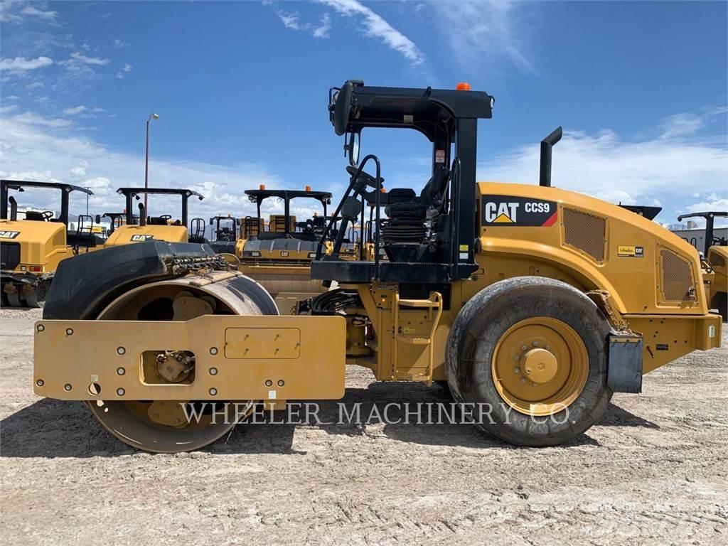 CAT CCS9 Катки тротуарные