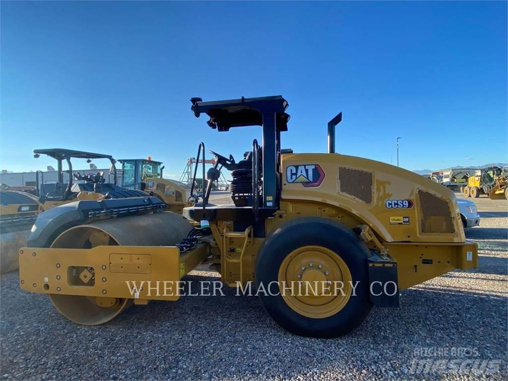 CAT CCS9 Катки тротуарные