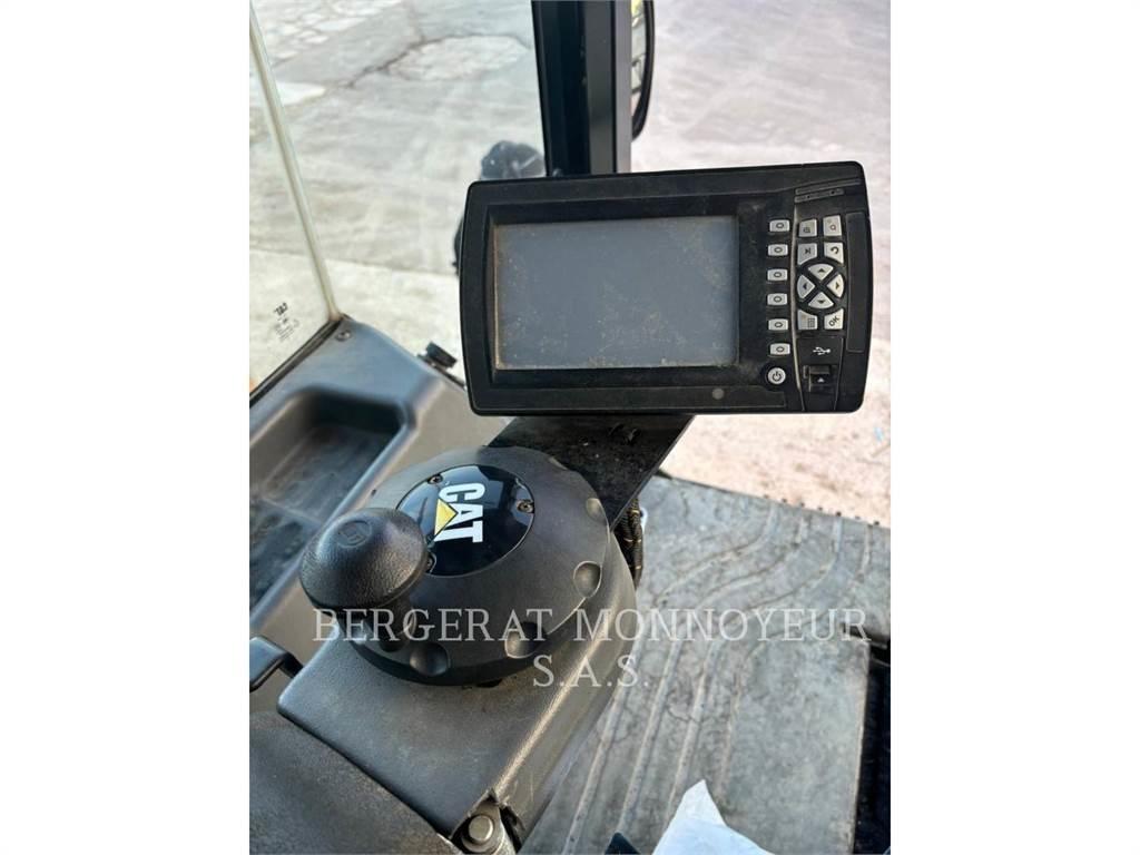 CAT CD10 Уплотнители грунта