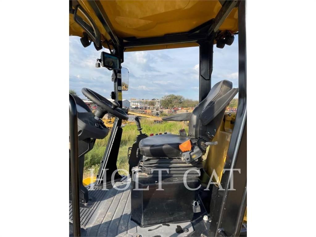 CAT CP11GC Грунтовые катки