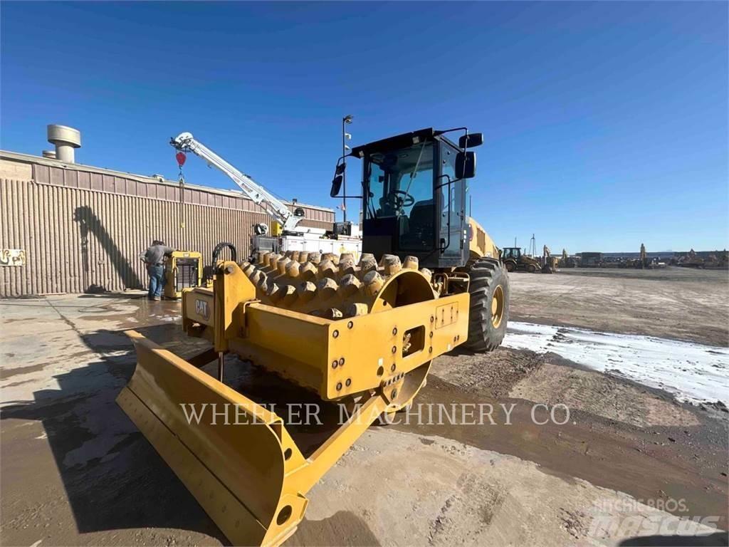 CAT CP12 Грунтовые катки