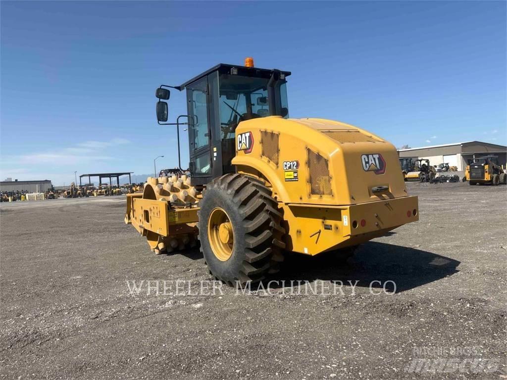 CAT CP12 Грунтовые катки