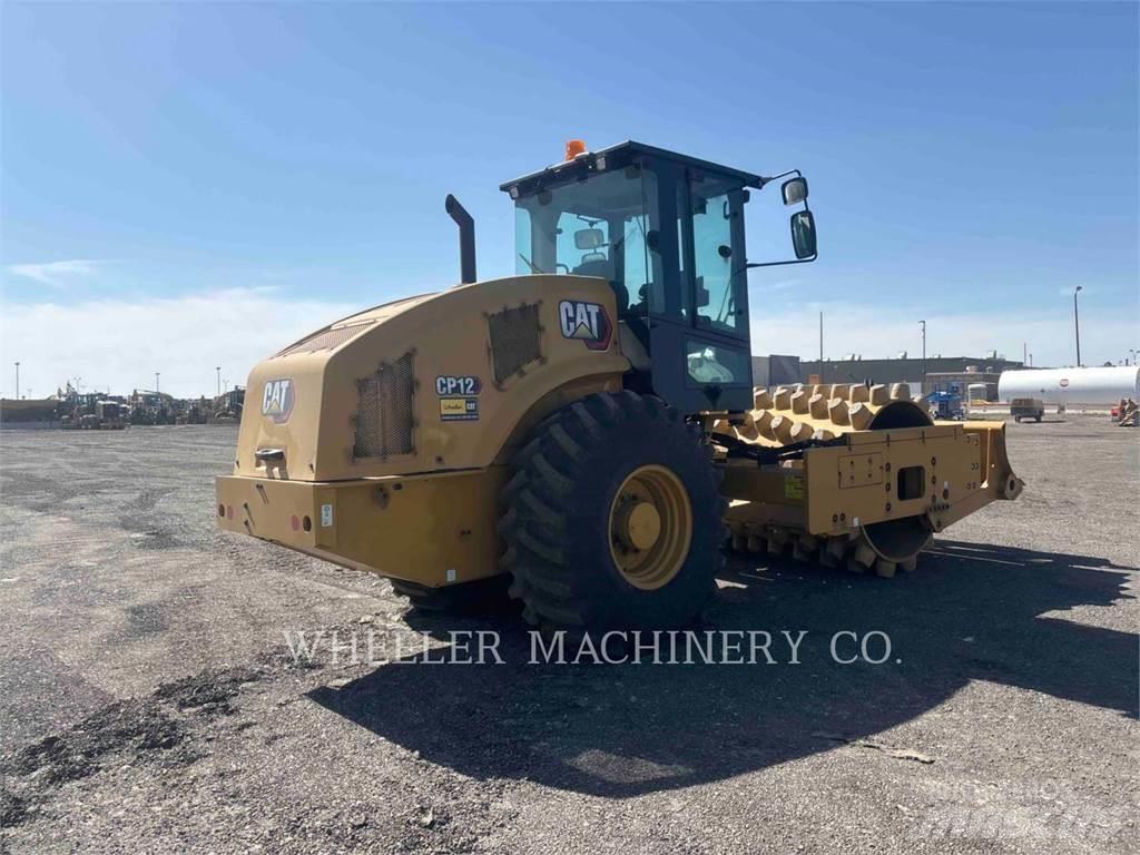 CAT CP12 Грунтовые катки