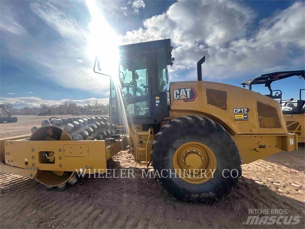 CAT CP12 Грунтовые катки