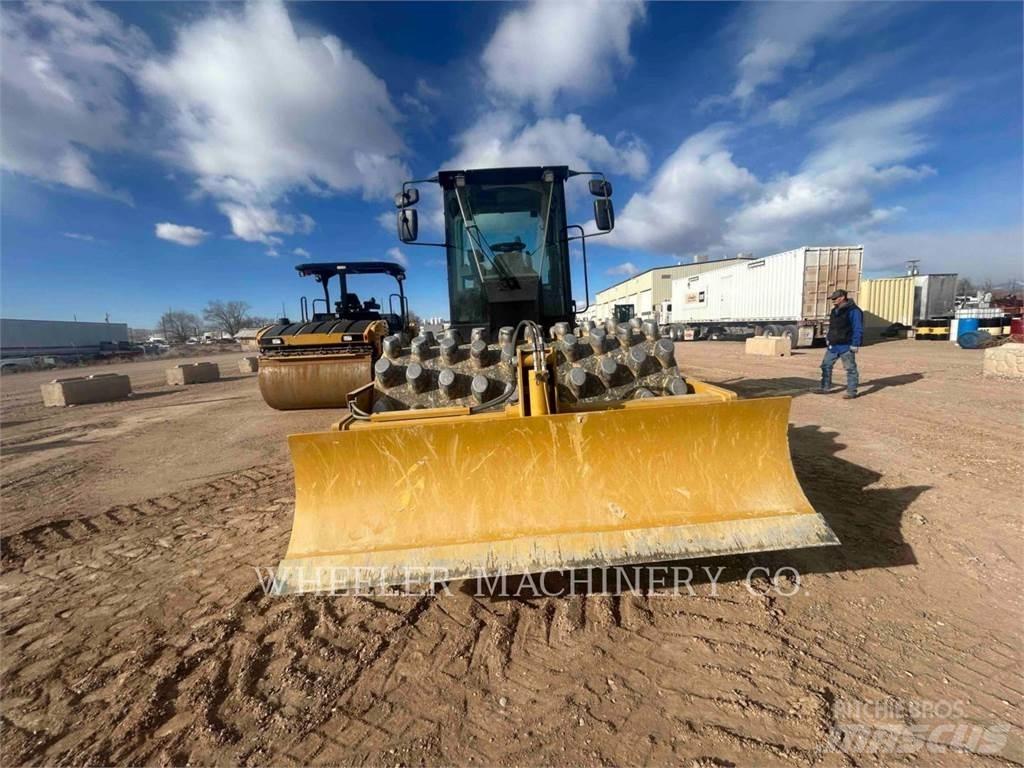 CAT CP12 Грунтовые катки