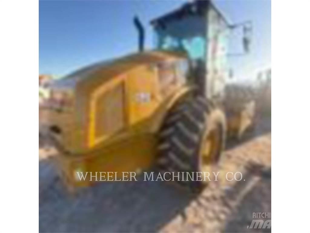 CAT CP12 Грунтовые катки