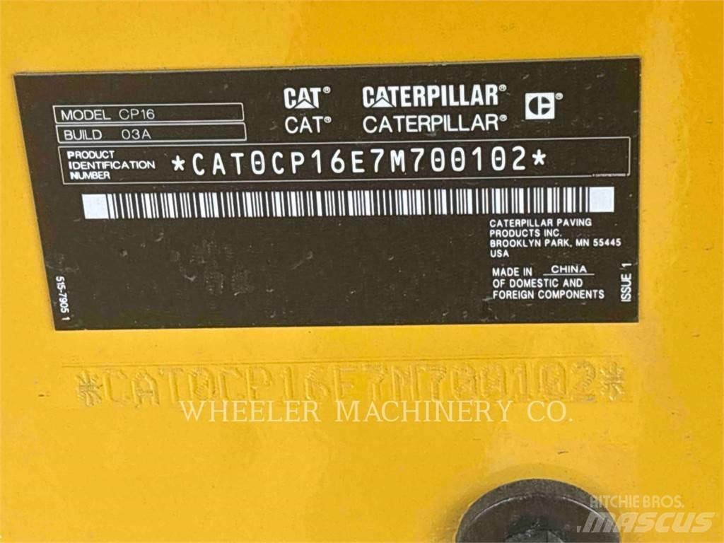 CAT CP16 Грунтовые катки
