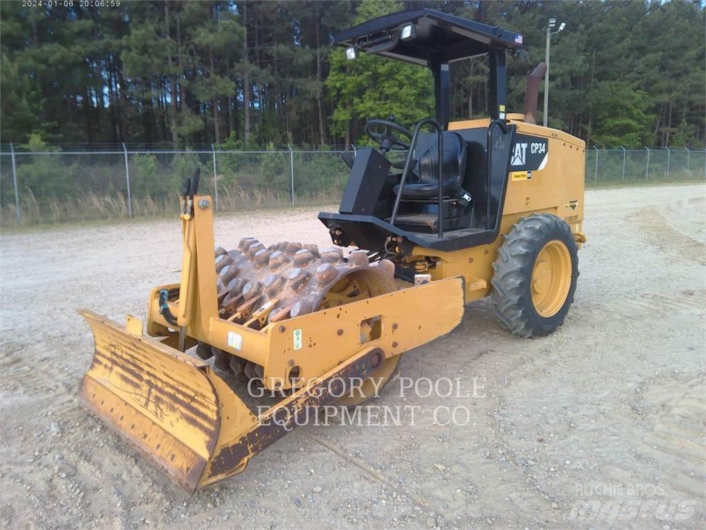 CAT CP34 Грунтовые катки
