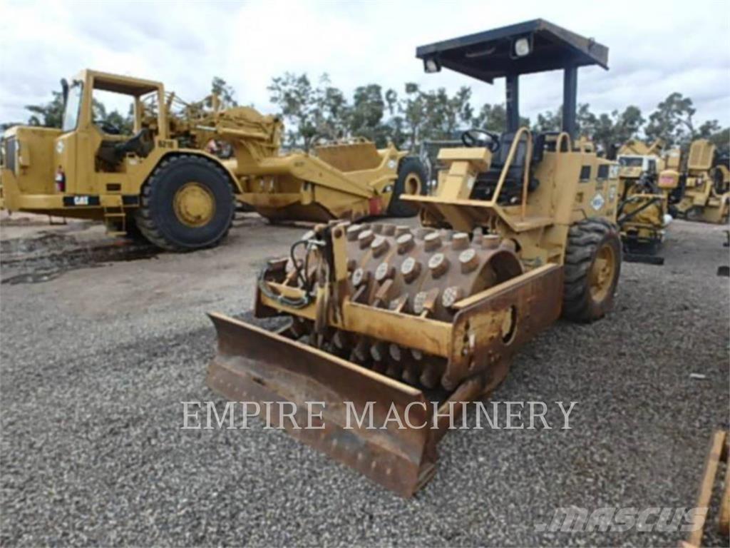 CAT CP433C Грунтовые катки