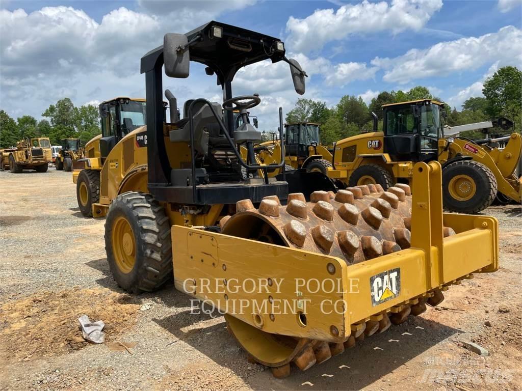 CAT CP44B Грунтовые катки