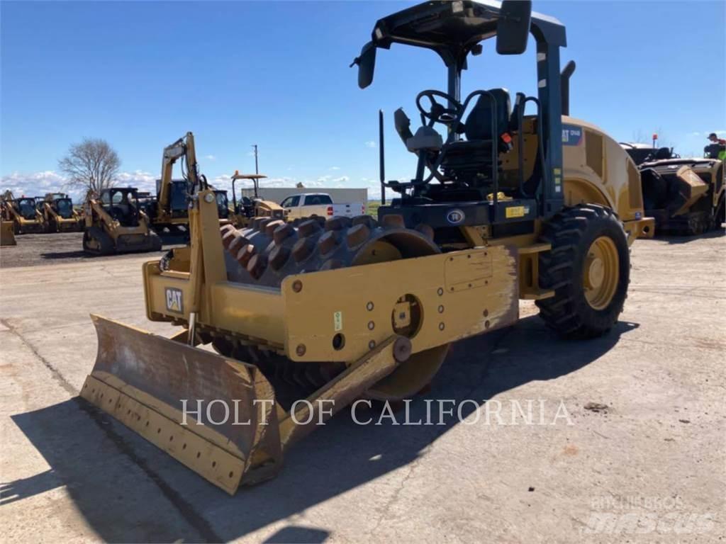 CAT CP44B Грунтовые катки