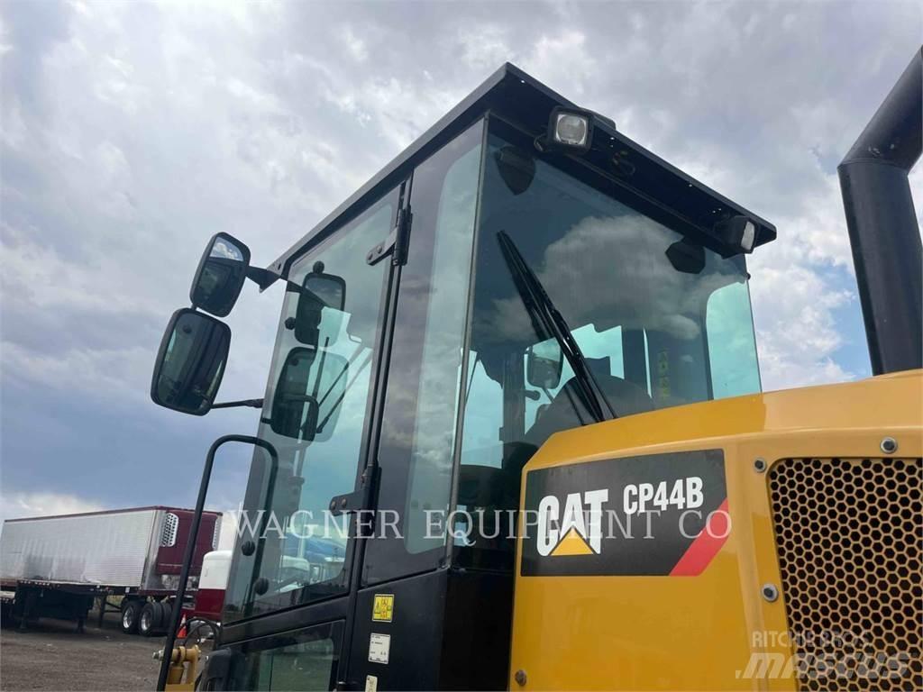 CAT CP44B Уплотнители грунта