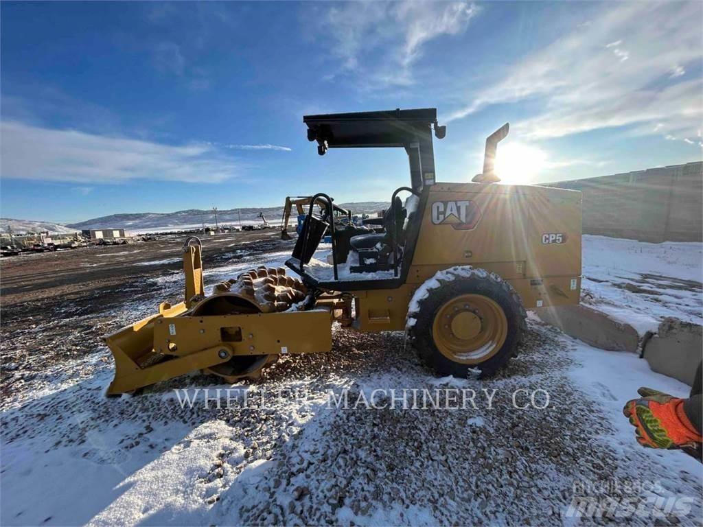 CAT CP5 Грунтовые катки