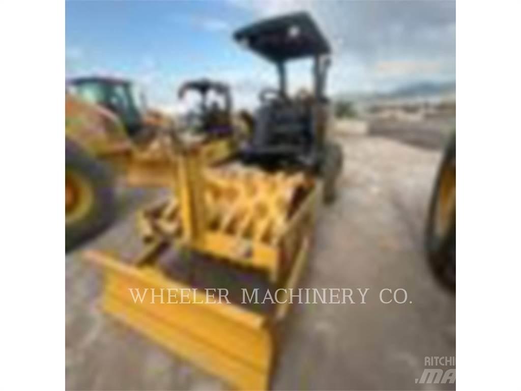 CAT CP5 Грунтовые катки
