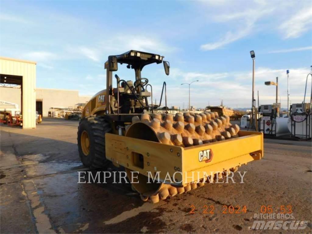 CAT CP54B Грунтовые катки