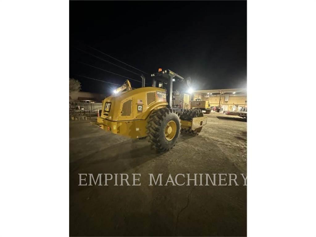 CAT CP54B Грунтовые катки