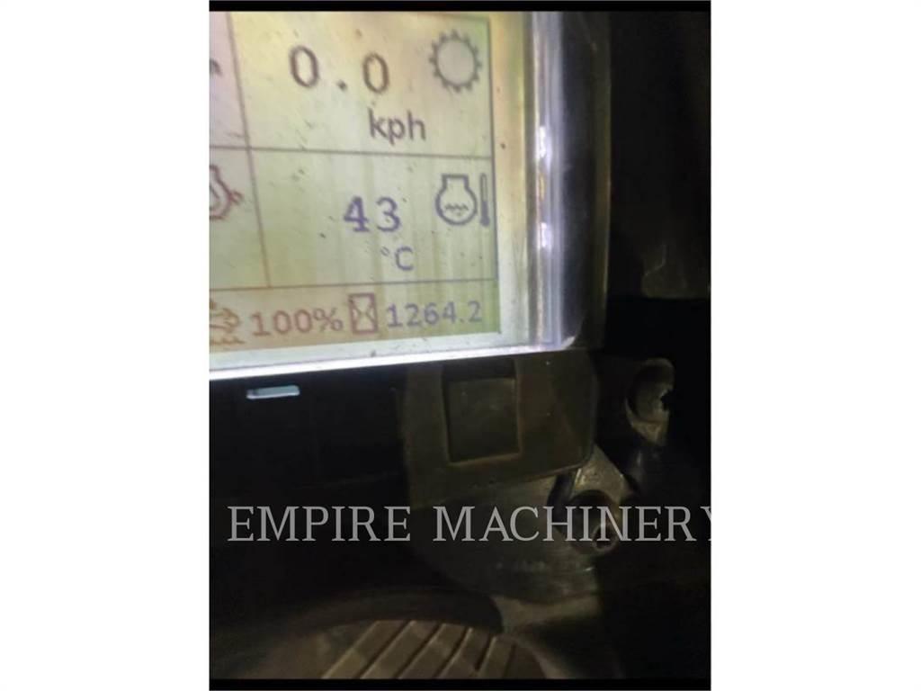 CAT CP54B Грунтовые катки