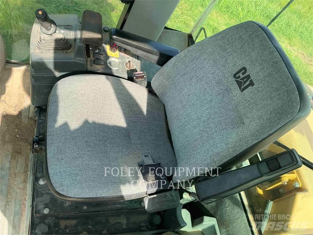 CAT CP56 Уплотнители грунта