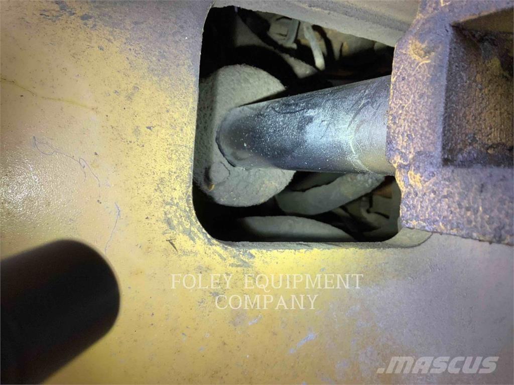 CAT CP563D Грунтовые катки