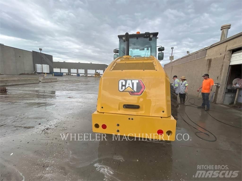 CAT CP56B Грунтовые катки