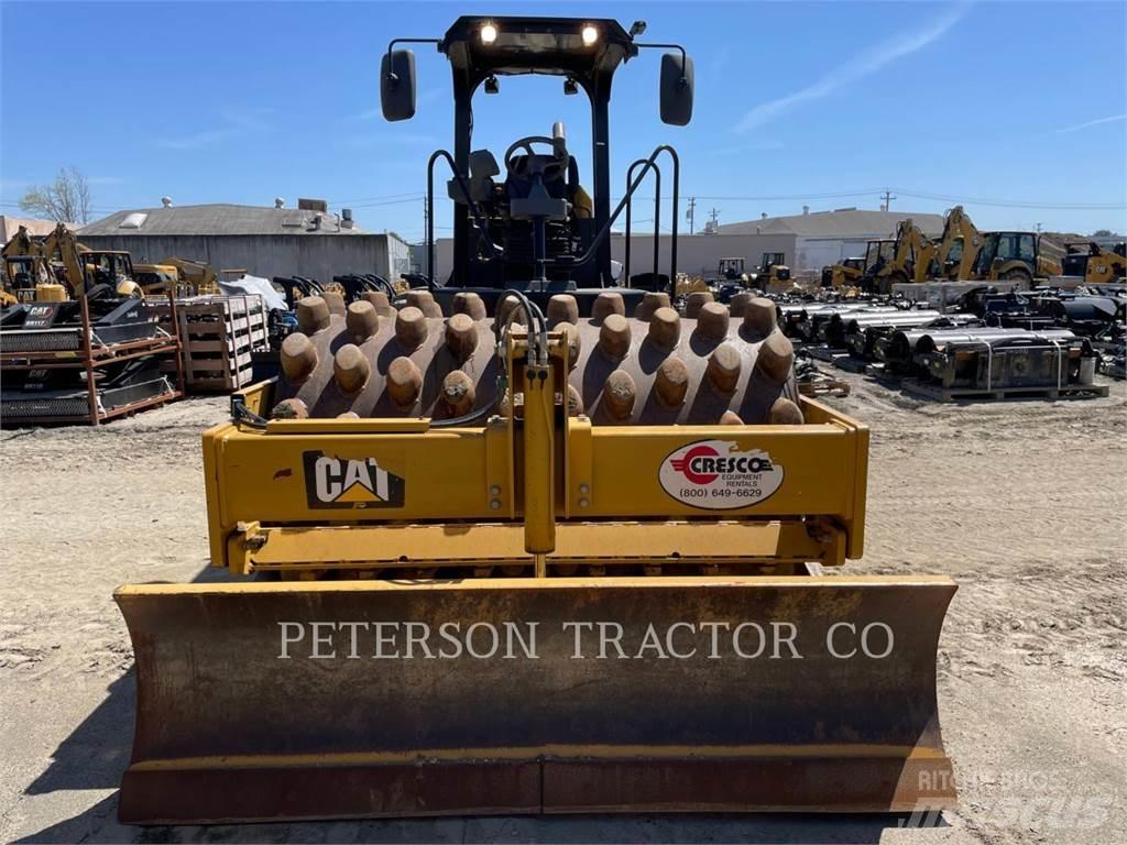 CAT CP56B Грунтовые катки