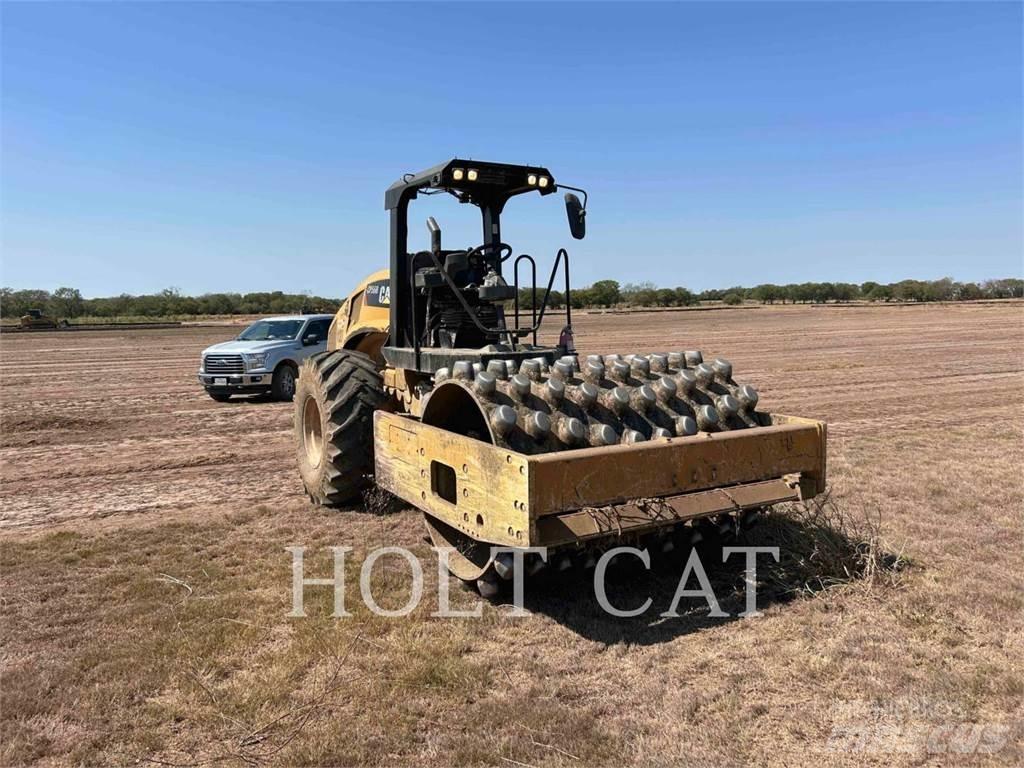 CAT CP56B Грунтовые катки